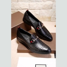 Gucci Leather Shoes